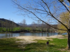 Ruesga Reservoir, "swimming beach" - a tad too early in the season!